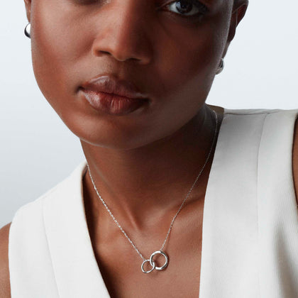 Connected Necklace Silver